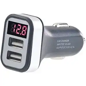 Autobatterietester revolt Autobatterietester: Kfz-USB-Ladegerät mit Spannungswarner, LED-Display, 2X USB, 3,1 A (Kfz Voltmeter)