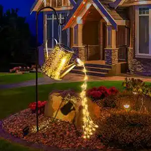 Gießkanne mit Lichterkette lifemet Solar Gartendeko