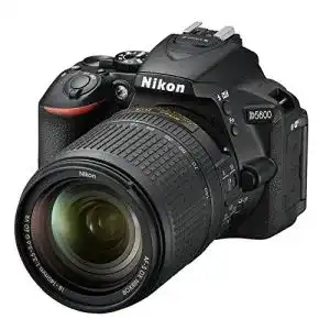 Spiegelreflexkamera Nikon D5600 Digital SLR im DX Format