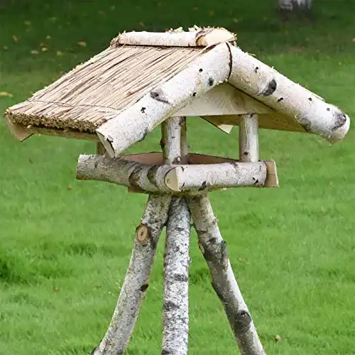 Vogelhaus mit Reetdach VOSS.garden, „Holm“ inklusive Ständer