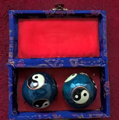 Die beste Qi-Gong-Kugeln Berk Berg Yin und Yang Klangkugeln, blau 2026 Test Bestseller Qi-Gong-Kugeln Berk Berg Yin und Yang Klangkugeln, blau