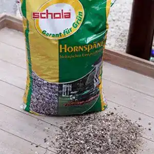 Hornspäne Schola 2,5 kg | zur Düngung und Humusbildung