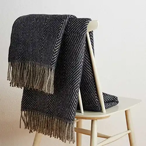 Die beste Schafwolldecke URBANARA 140x220 cm Wolldecke ‘Gotland’ 2026 Test Bestseller Schafwolldecke URBANARA 140×220 cm Wolldecke ‘Gotland’