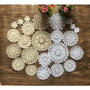 Häkeldeckchen MINDPLUS Set mit 24 Handgehäkelten Deckchen