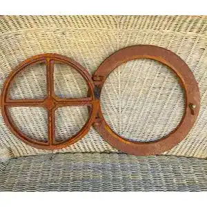 Bullauge Antikas – Fenster Kombüse, rundes Eisenfenster